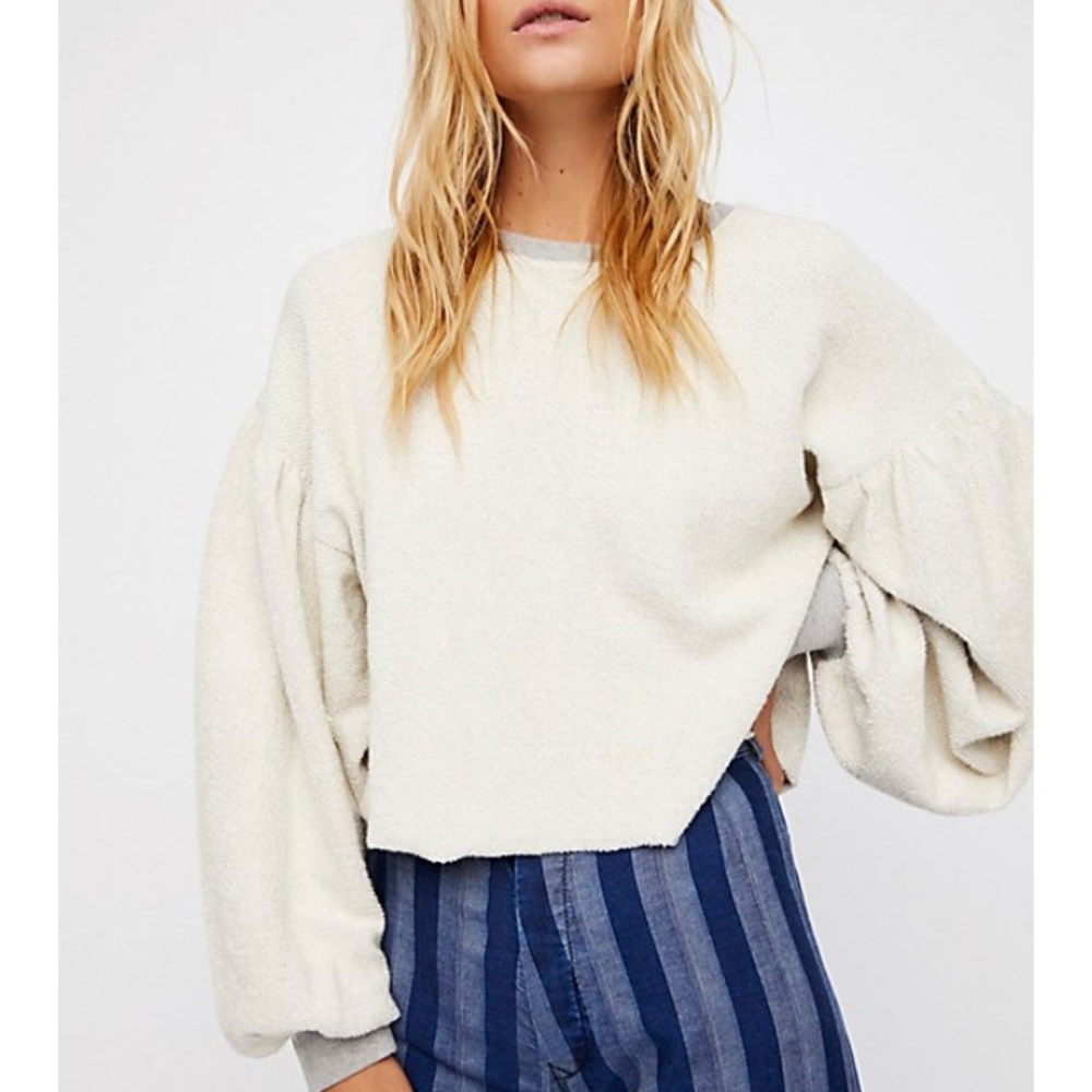 Free People sleeves like these sweatshirt. NWOT